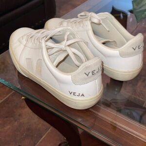 Veja Sneakers